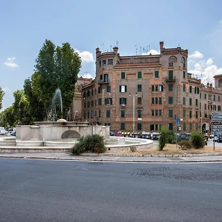 Vatican Museums Cozy *