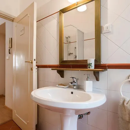 Vatican Museums Cozy *